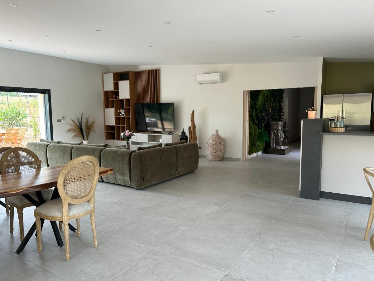 Sol'M Lodges Solesmes  Bagian luar foto